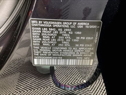 Used 2021 Volkswagen Atlas Cross Sport SEL Premium AWD/4WD image 41
