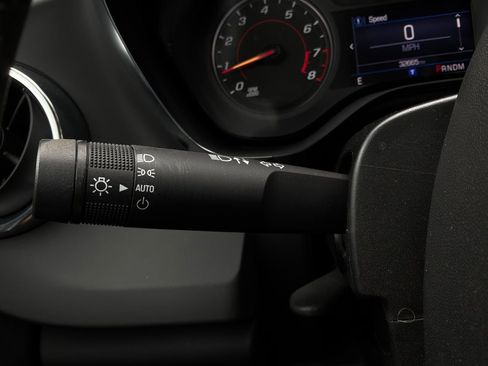 Used 2022 Chevrolet Camaro LT RWD image 34