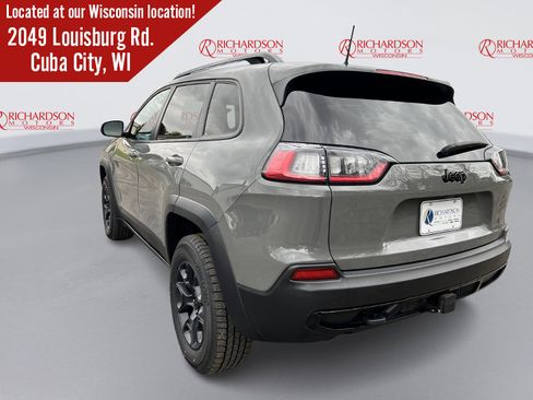Used 2022 Jeep Cherokee Latitude w/ Sun & Sound Group AWD/4WD image 4