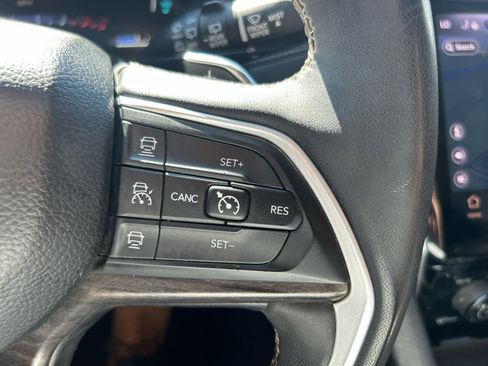 Used 2023 Jeep Grand Cherokee 4WD 4xe image 35