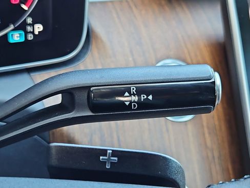 Used 2023 Mercedes-Benz C 300 Sedan image 13