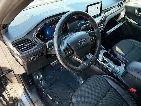 Used 2023 Ford Escape ST-Line image 26