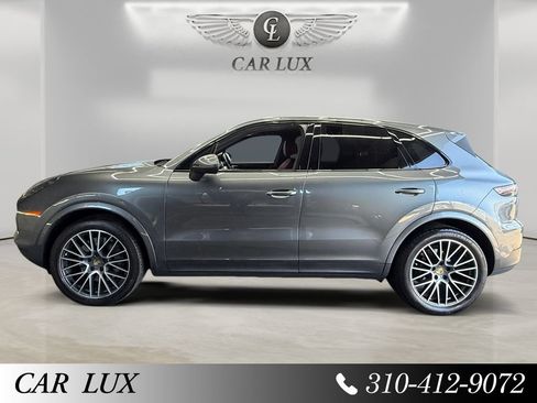 Used 2019 Porsche Cayenne S AWD/4WD image 2