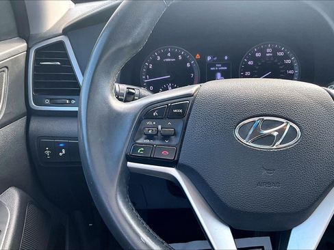 Used 2017 Hyundai Tucson SE Plus FWD image 17