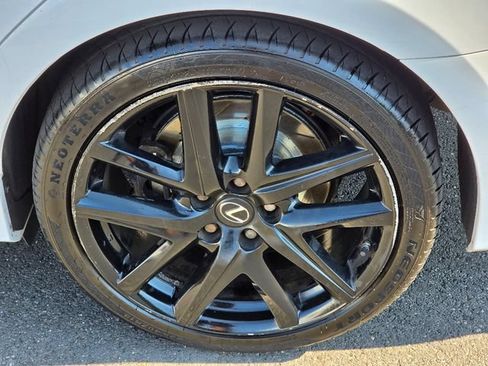 Used 2018 Lexus GS 350 F Sport AWD/4WD image 15
