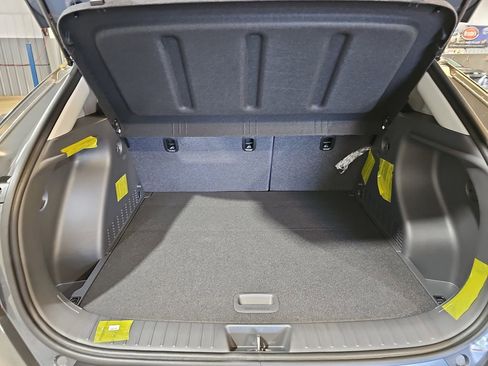 New 2026 Hyundai Kona SEL Premium image 12