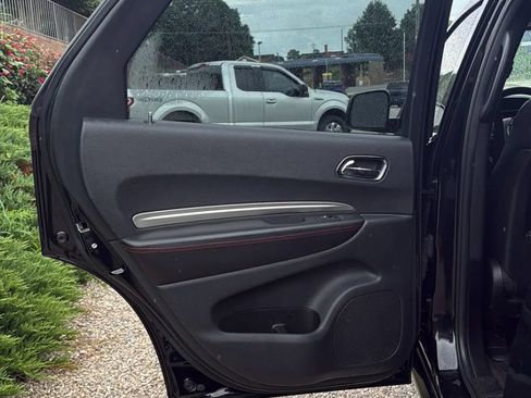 Used 2017 Dodge Durango R/T w/ Blacktop Package RWD image 40