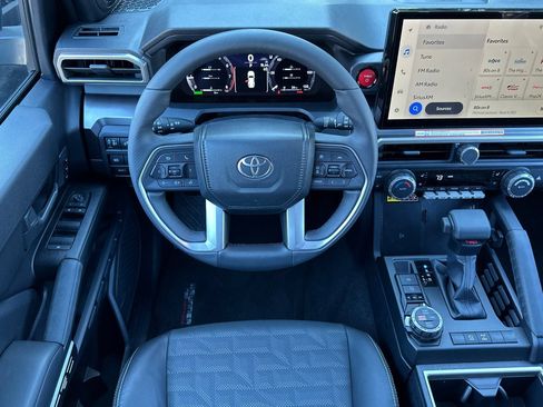 New 2026 Toyota 4Runner TRD Off-Road Premium AWD/4WD image 16