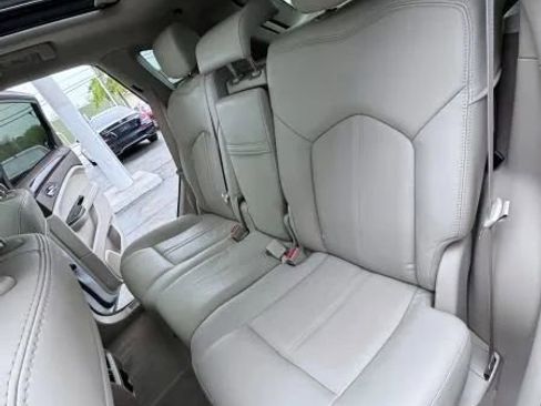 Used 2015 Cadillac SRX Premium w/ Driver Assist Package image 19