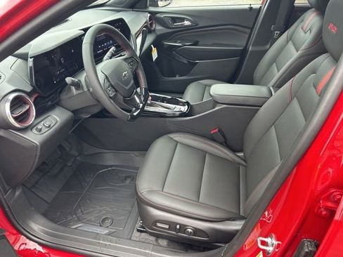 New 2026 Chevrolet Trax RS w/ Driver Confidence Package FWD image 5