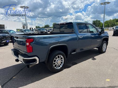 Used 2024 Chevrolet Silverado 3500 LTZ w/ LTZ Premium Package AWD/4WD image 6
