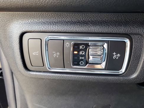 New 2026 Lincoln Corsair Premiere image 14