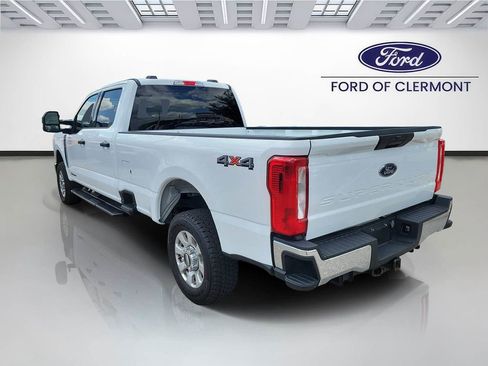 Used 2024 Ford F250 XLT AWD/4WD image 3