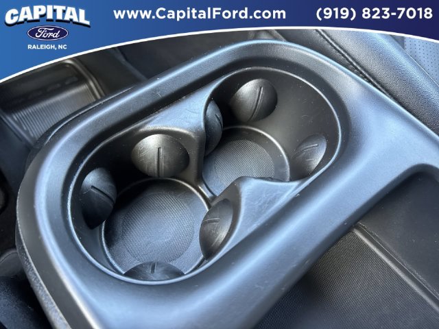 Used 2025 Chrysler Pacifica Select FWD image 31