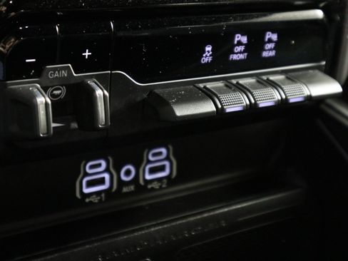 Used 2025 RAM 1500 Big Horn AWD/4WD image 22