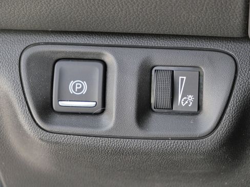 Used 2017 GMC Acadia Denali w/ Technology Package image 19