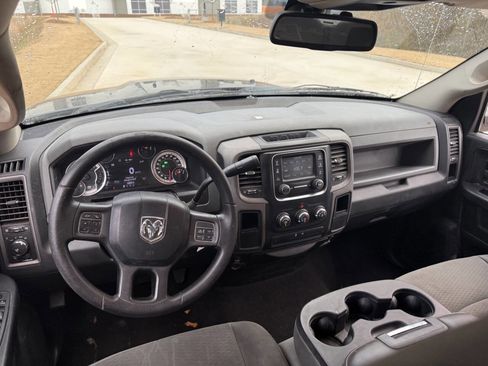 Used 2013 RAM 1500 Express image 10