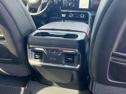 Used 2024 GMC Sierra 2500 Denali Ultimate w/ Max Trailering Package image 29