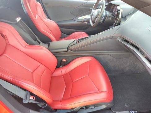 Used 2022 Chevrolet Corvette Stingray Coupe w/ Z51 Performance Package image 19