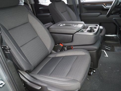 New 2025 Chevrolet Silverado 1500 LT w/ Z71 Off-Road Package image 18