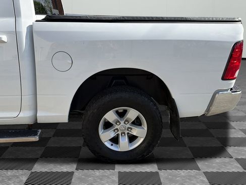 Used 2019 RAM 1500 Classic SLT w/ Luxury Group AWD/4WD image 32
