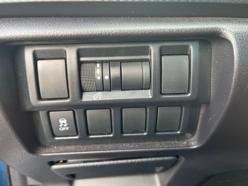 Used 2019 Subaru Impreza 2.0i AWD/4WD image 21