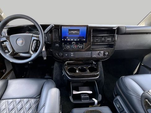 New 2026 GMC Savana 2500 w/ Driver Convenience Package RWD image 5