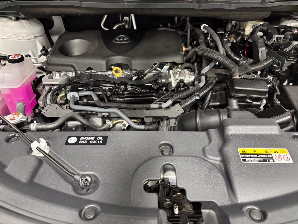 Used 2026 Toyota Sienna LE FWD image 72