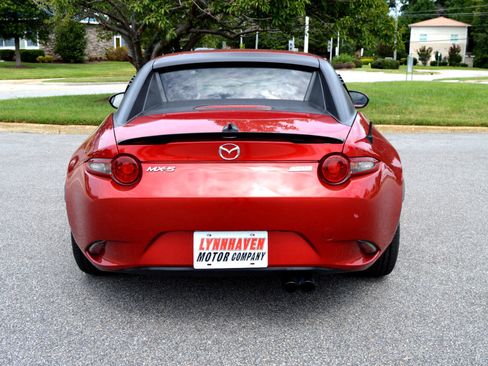 Used 2017 MAZDA MX-5 Miata RF Grand Touring image 12
