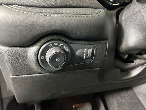 Used 2022 Dodge Durango GT AWD/4WD image 18
