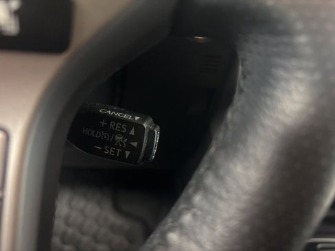 Used 2022 Toyota 4Runner SR5 image 19