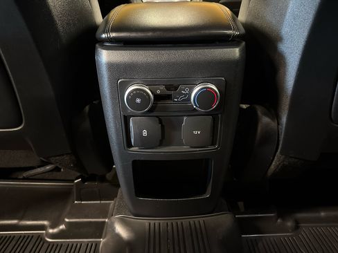 Used 2020 Ford Explorer XLT w/ Class III Trailer Tow Package image 16