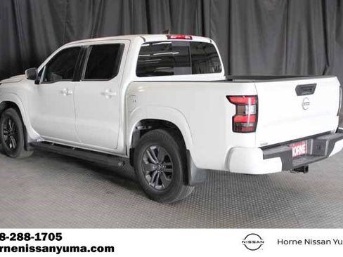 New 2025 Nissan Frontier SV w/ SV Convenience Package image 15