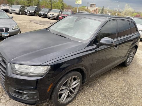 Used 2017 Audi Q7 3.0T Prestige w/ Prestige Package AWD/4WD image 11