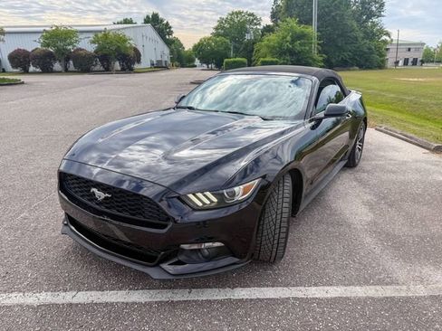 Used 2016 Ford Mustang Premium image 8
