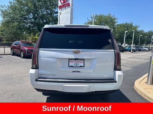 Used 2019 Cadillac Escalade ESV Platinum AWD/4WD image 6