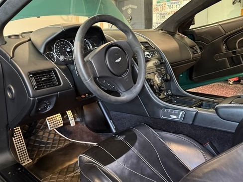 Used 2015 Aston Martin DB9 Coupe image 20