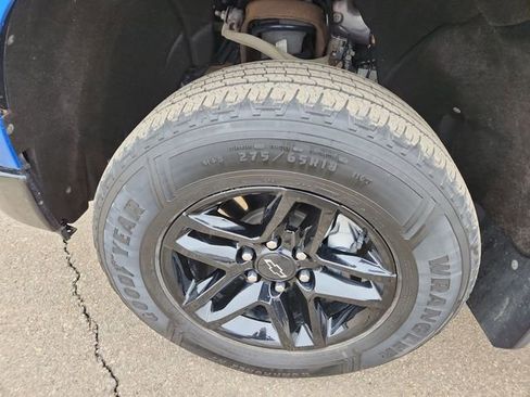 Certified 2022 Chevrolet Silverado 1500 LT Trail Boss w/ Convenience Package II image 32