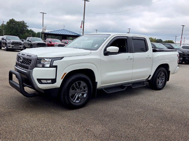 Used 2025 Nissan Frontier SV w/ SV Convenience Package RWD image 3