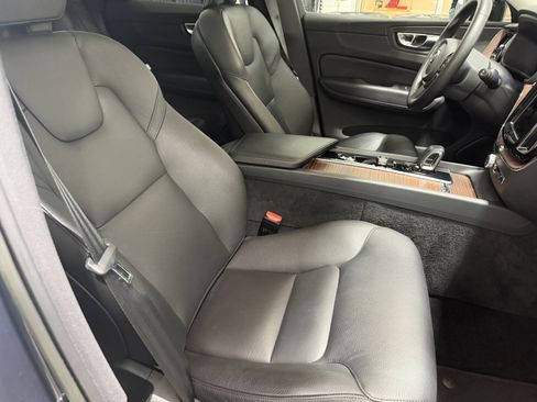 Used 2023 Volvo XC60 T8 Plus AWD/4WD image 23