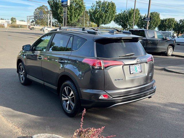 Used 2017 Toyota RAV4 XLE w/ Plus Special Value Package AWD/4WD image 5