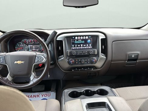 Used 2018 Chevrolet Silverado 1500 LT w/ Texas Edition image 19