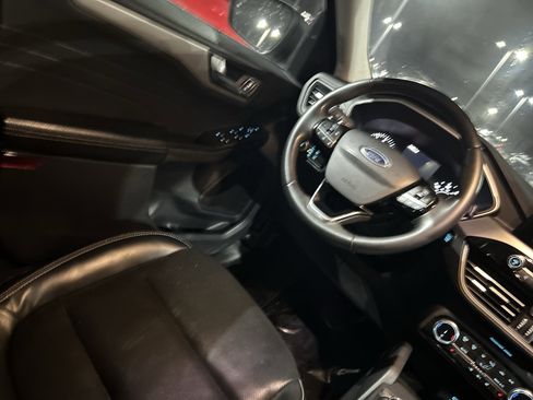 Used 2022 Ford Escape SEL image 20