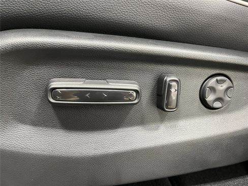 New 2026 Honda Odyssey Touring image 13