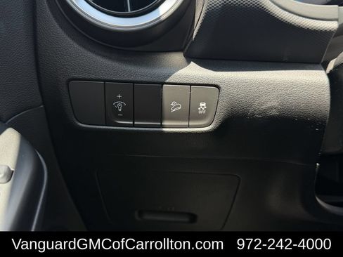 Used 2023 Hyundai Kona Limited w/ Cargo Package FWD image 26