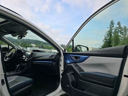 Certified 2023 Subaru Crosstrek Hybrid w/ Moonroof Package w/Navigation AWD/4WD image 29