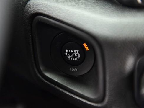 Used 2025 Jeep Wrangler Unlimited Sport AWD/4WD image 18