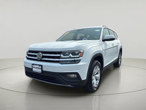 Used 2019 Volkswagen Atlas SE w/ Towing Package FWD image 3