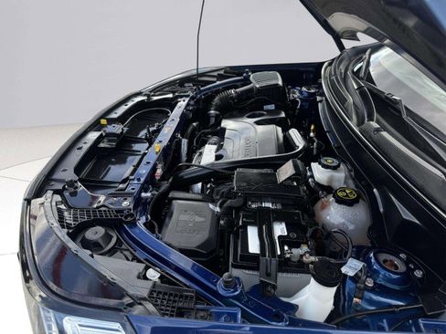 Used 2023 GMC Terrain SLE w/ Driver Convenience Package image 59