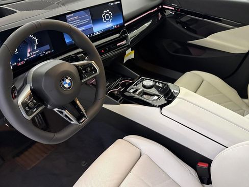 New 2026 BMW 530i w/ M Sport Package image 4